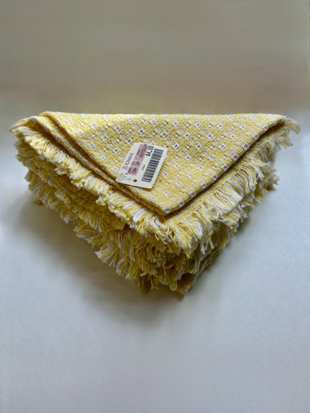 6 Set Homespun Buttercup & White Fringed Cotton Napkins, 1980's